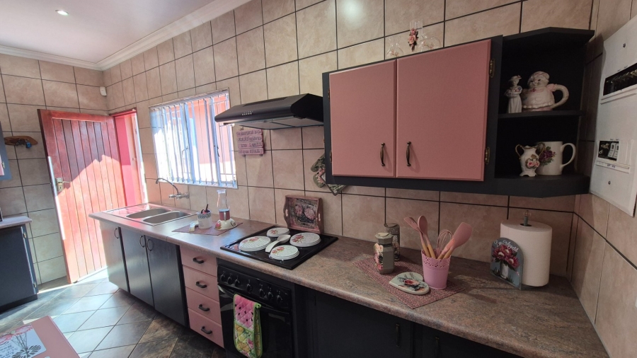 3 Bedroom Property for Sale in Roodia Free State